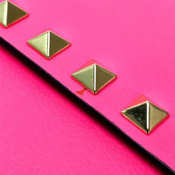 VALENTINO-GARAVANI Shocking Pink Clutch with Bangle Chain - Picture 9 of 13